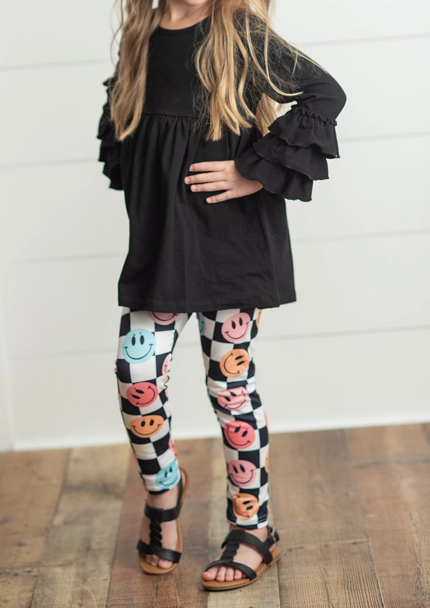 Black and White Smiley Face Set