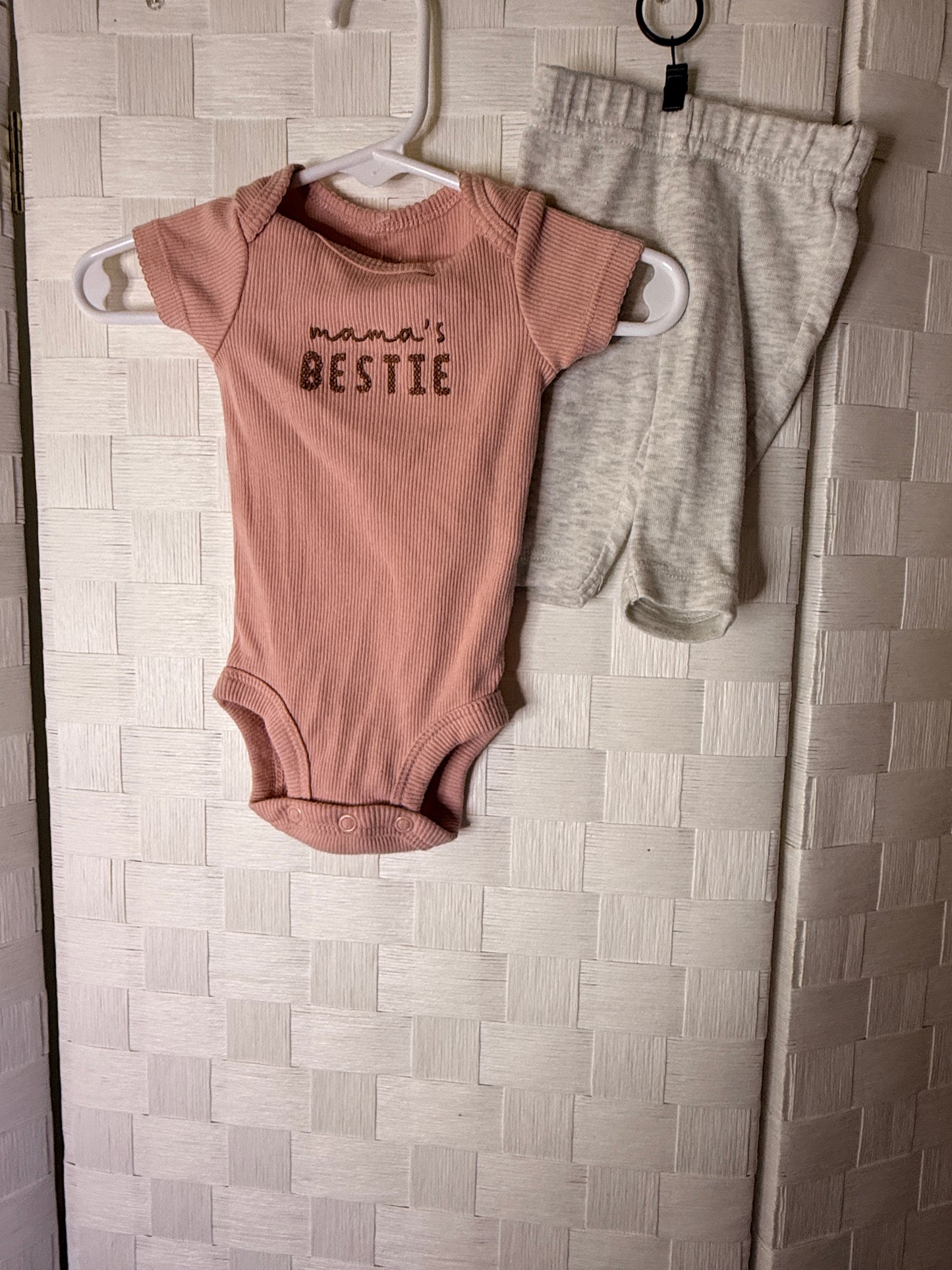 New Born Mama's Bestie Outfit