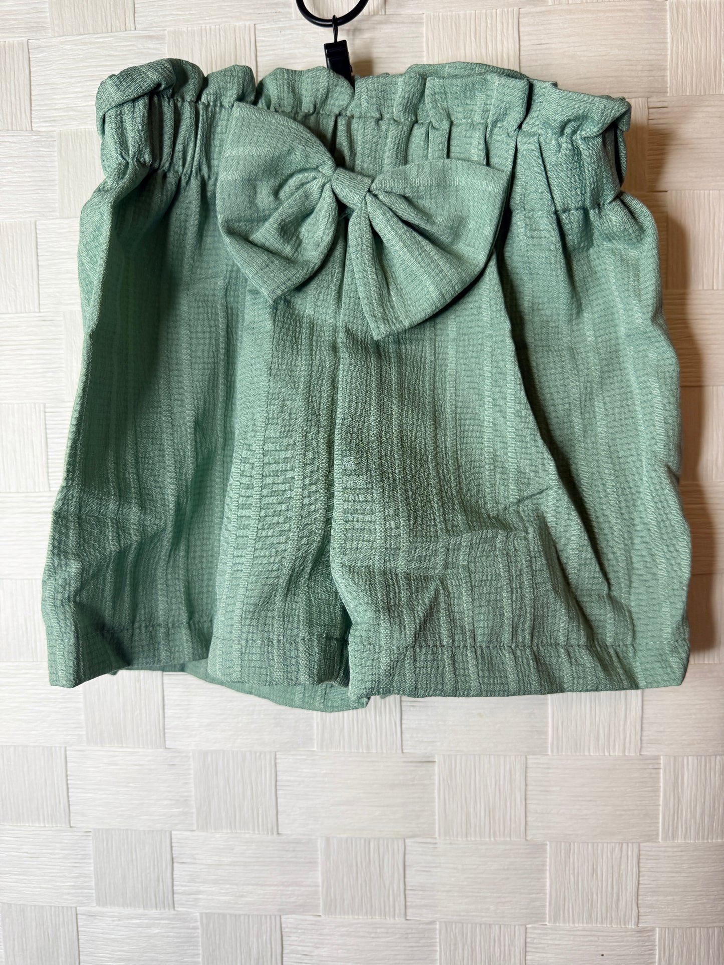 9-12M green shorts