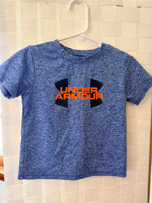Under Armour Short Sleeve shirt
