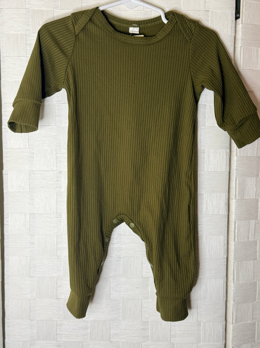 3-6M Dark Green Outfit