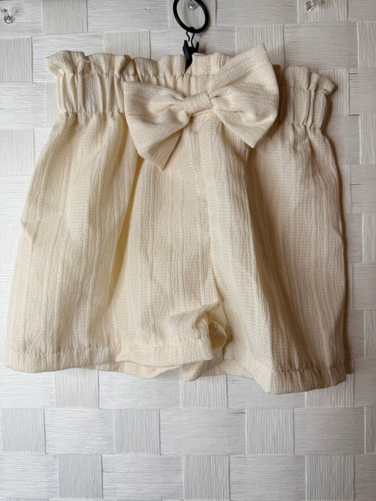 9-12M White Shorts with Bow